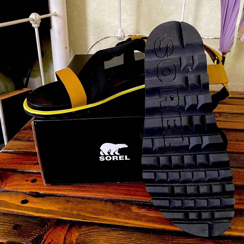 New Sorel Roaming Deacon Sandals